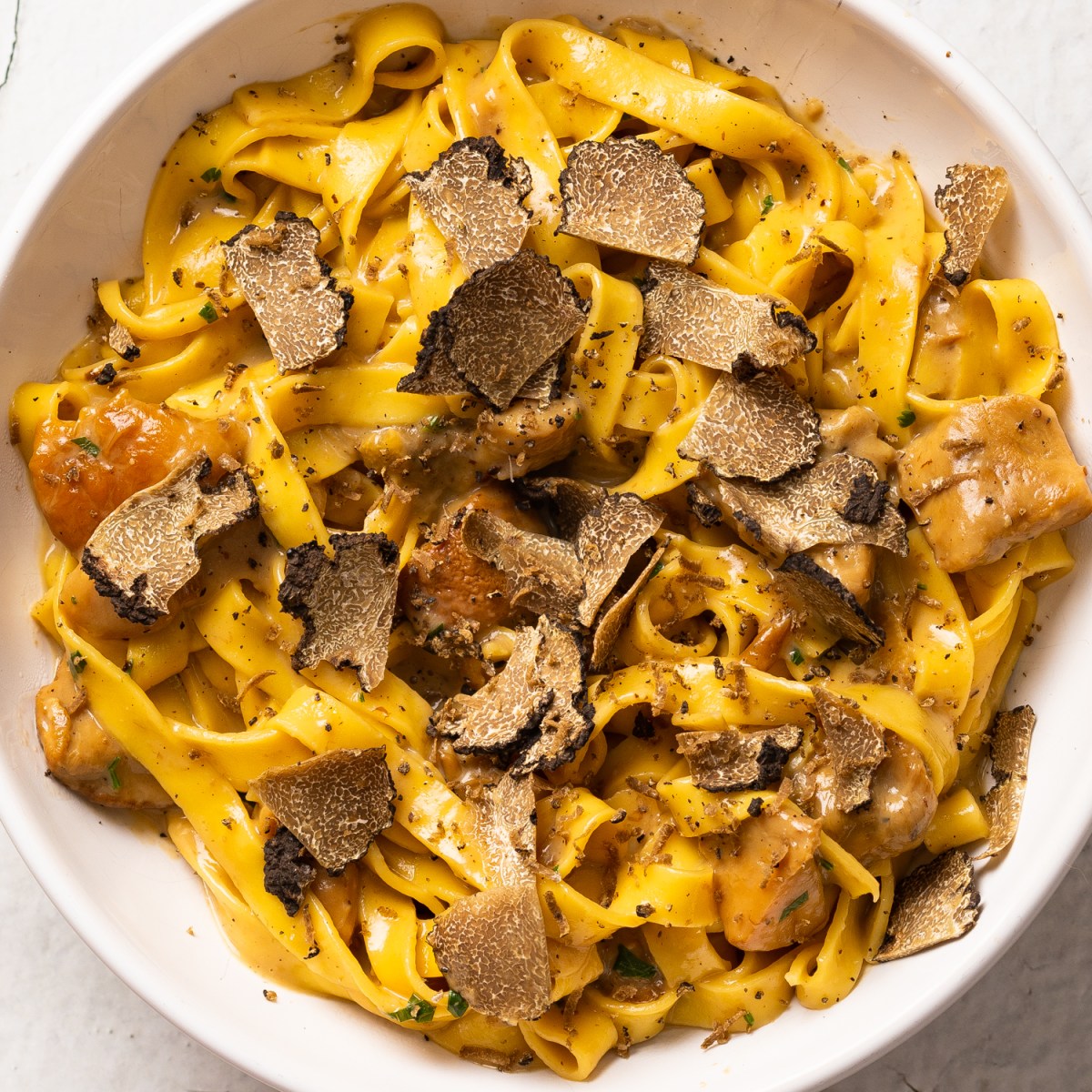 TAGLIATELLE WITH TRUFFLES AND PORCINI&nbsp;MUSHROOMS