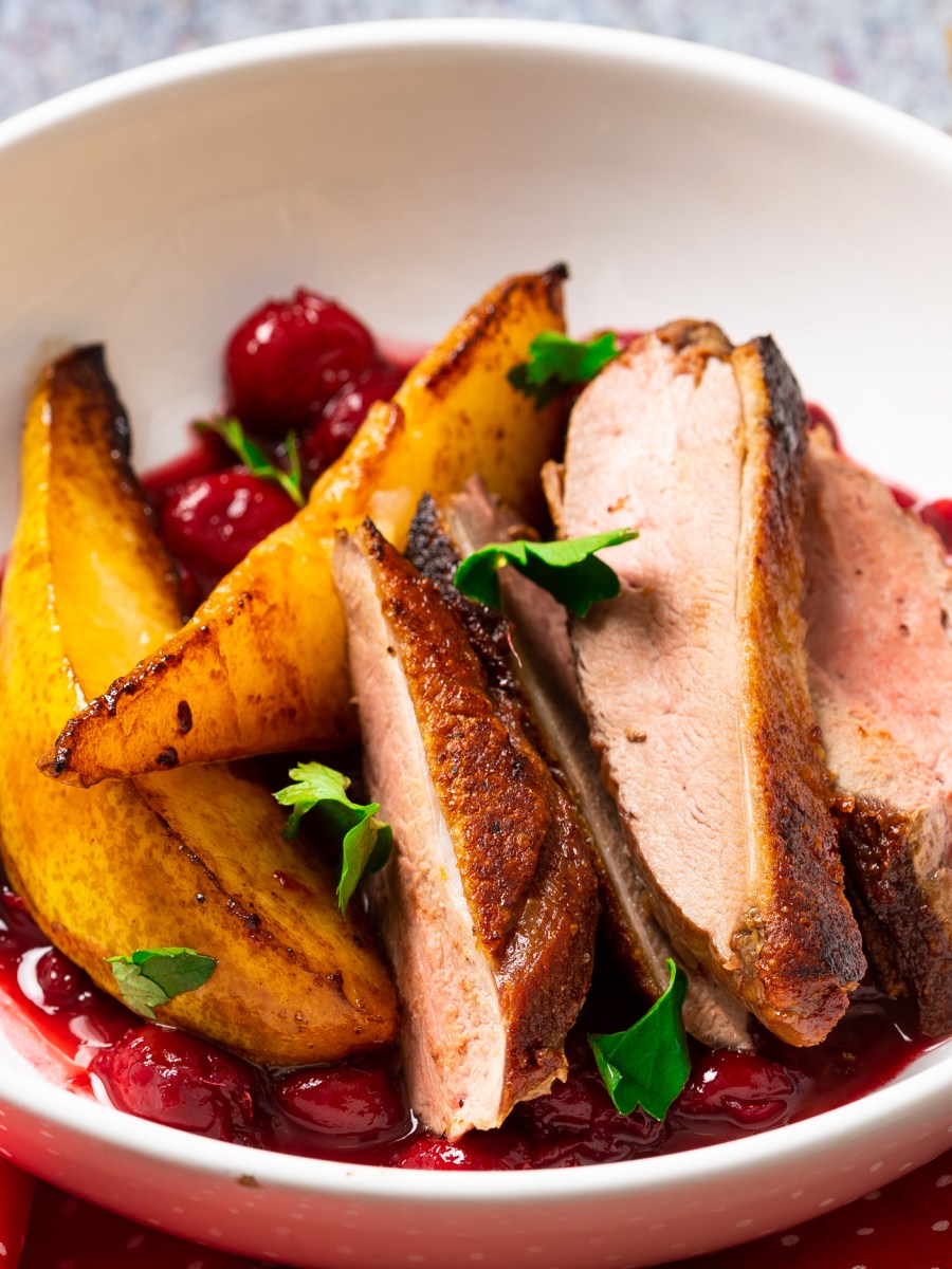DUCK BREAST WITH CHERRY&nbsp;SAUCE