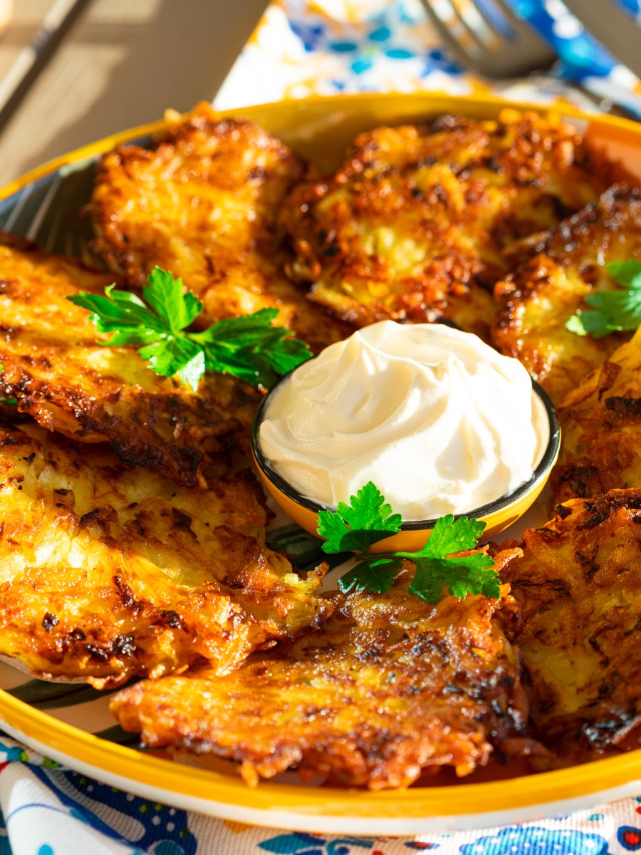 DERUNY – UKRAINIAN POTATO&nbsp;FRITTERS